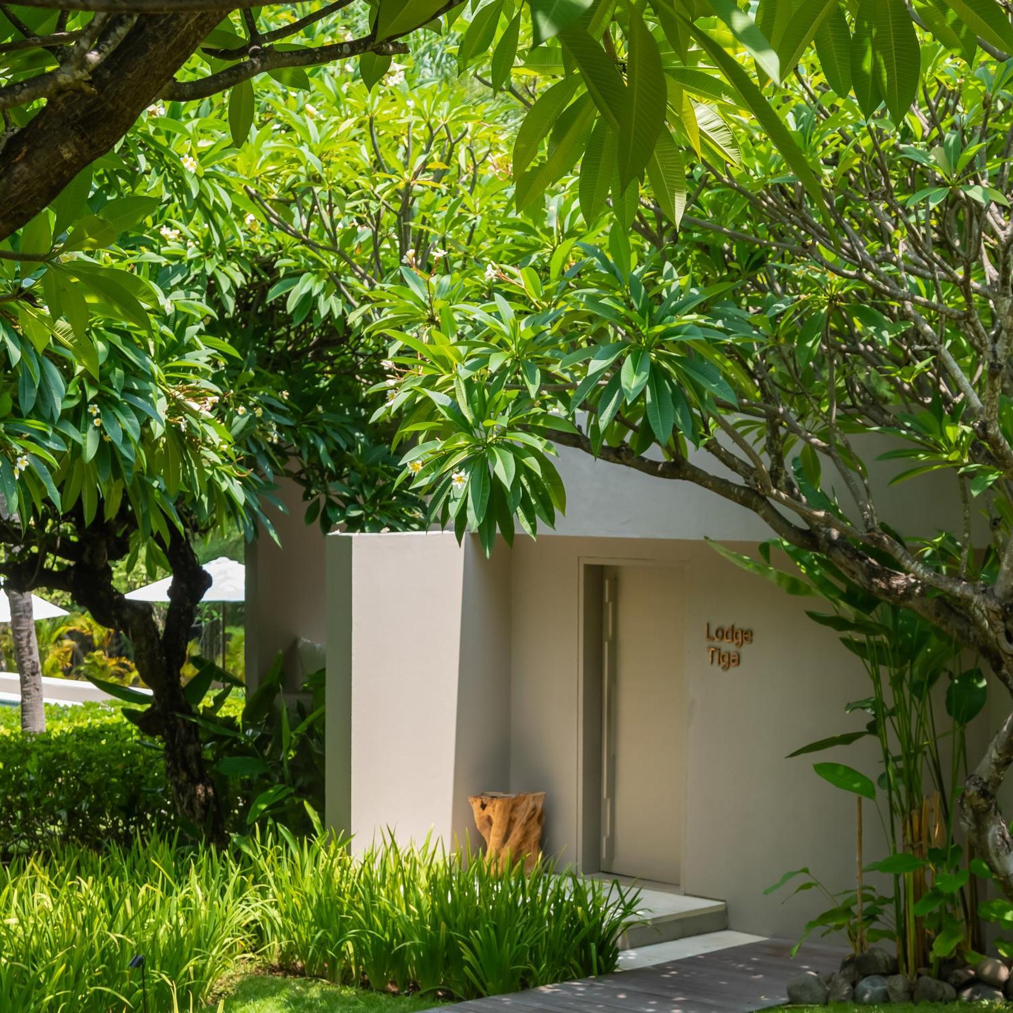 Boutique Hotel The Lombok Lodge Tanjung  Exterior photo